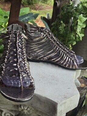 Cloudwalkers Metallic Silver Cage Style Vegan Gladiator Sandals Size 9